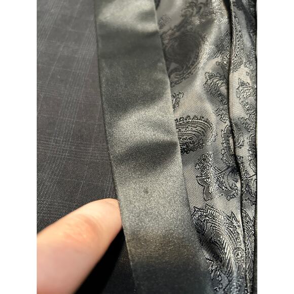 Paisley & Grey Black Plaid & Satin Shawl Collar Single Button Blazer - Picture 8 of 9